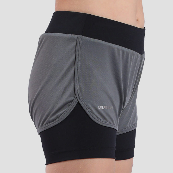 Court Shorts Grey