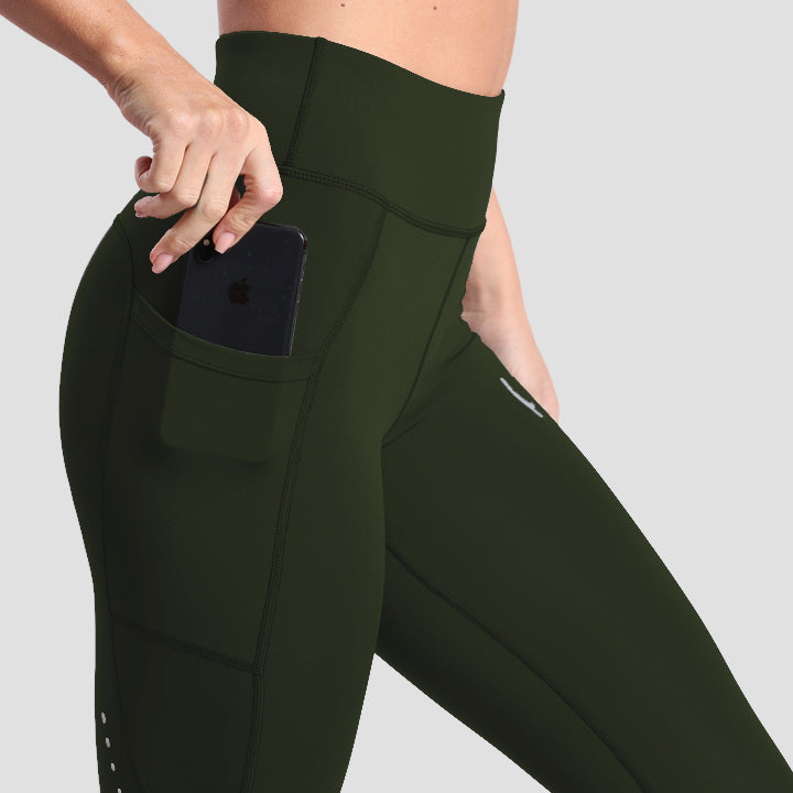 Buy LATIN QUARTERS Green Solid Nylon Regular Fit Women's Leggings |  Shoppers Stop